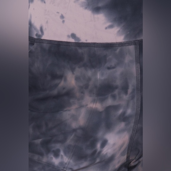 NEW Leggings Depot Purple Tie Dye High Waisted 7/8 Length Cropped Jogger Legging - Picture 8 of 8